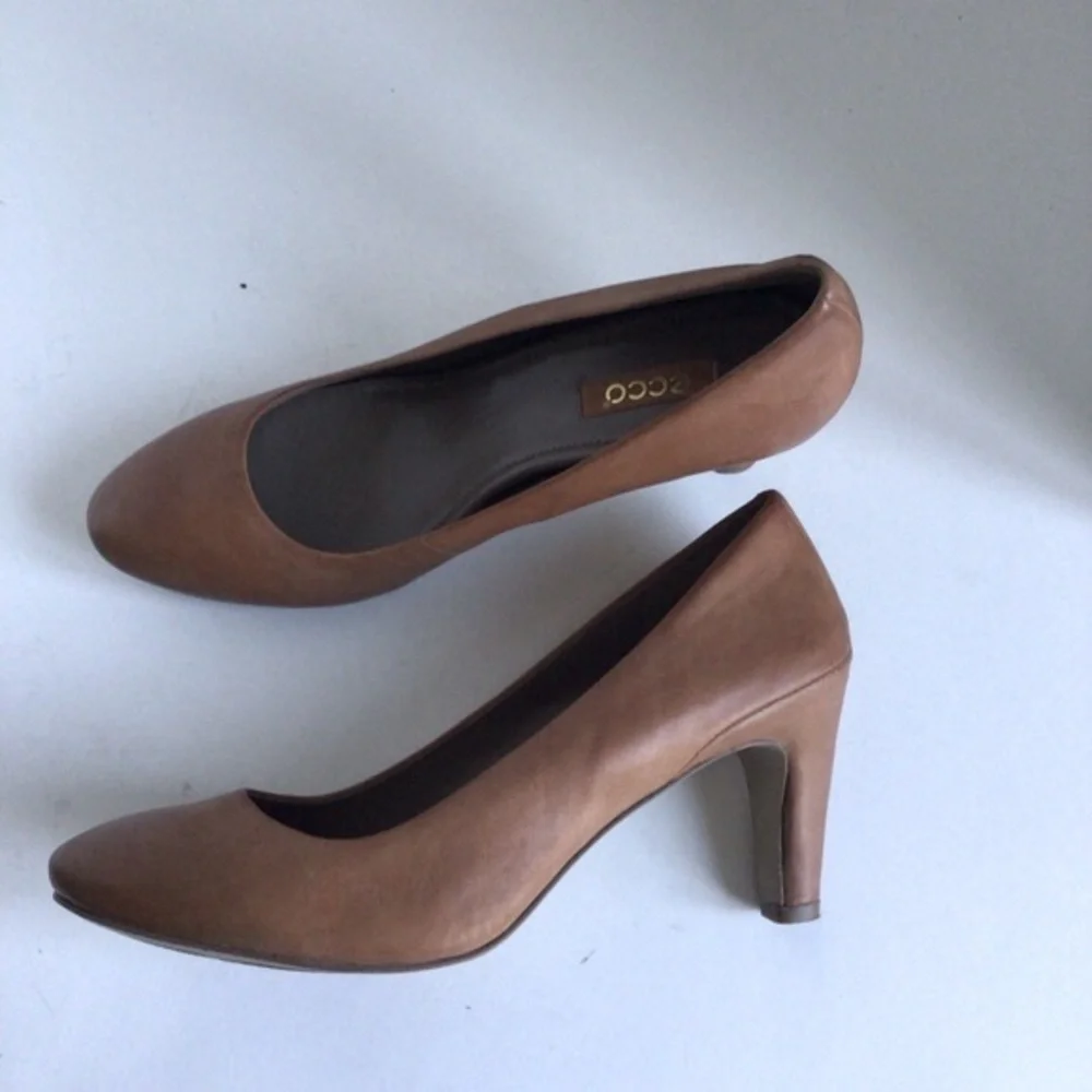 Ecco Leather Pump Round Toe High Heel Light Brown.EU 40/US 9/9.5 - Picture 9 of 13